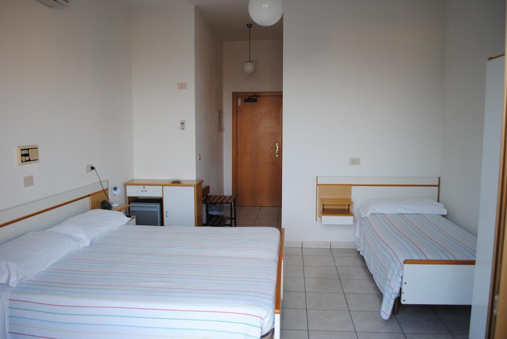 Hotel Villa Edelweiss Chianciano Terme Chambre photo